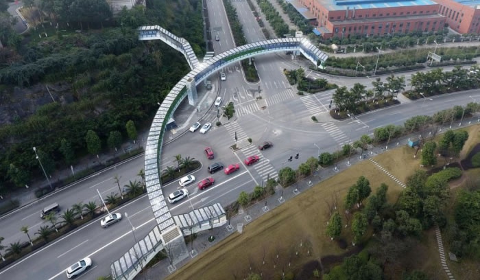 W020250815571428686979